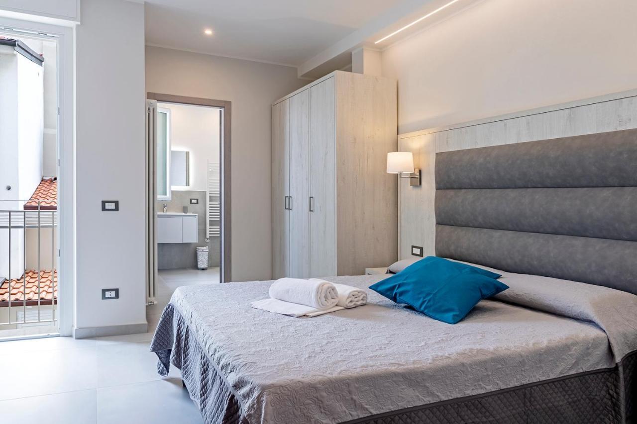 Versilia Residence - Colombo ลิโด ดิ กามาโยเร ภายนอก รูปภาพ