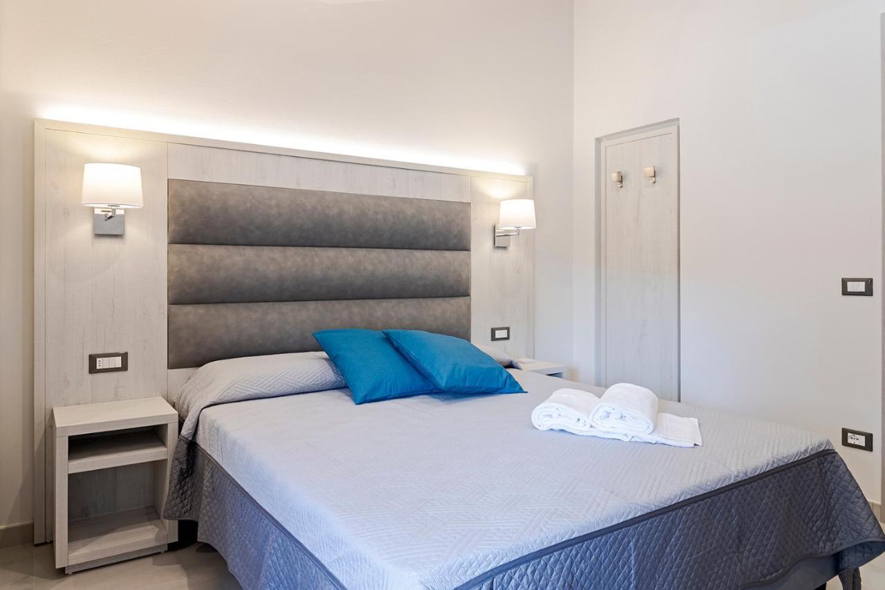 Versilia Residence - Colombo ลิโด ดิ กามาโยเร ภายนอก รูปภาพ